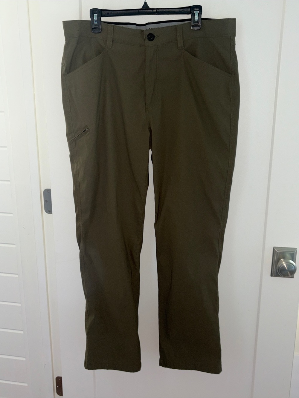 NWOT men's Orvis stretch nylon straight leg pant 38x32